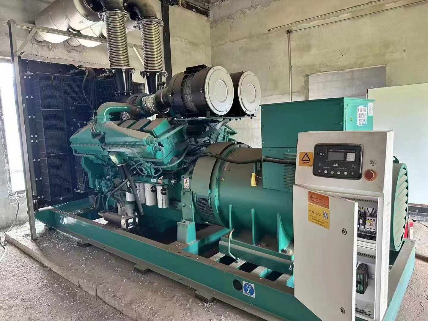 会宁无功补偿装置的性能评估需要考虑哪些因素？